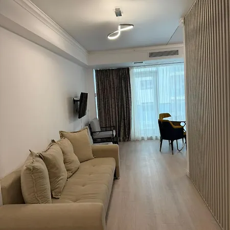 Smarald Titanic 아파트 *